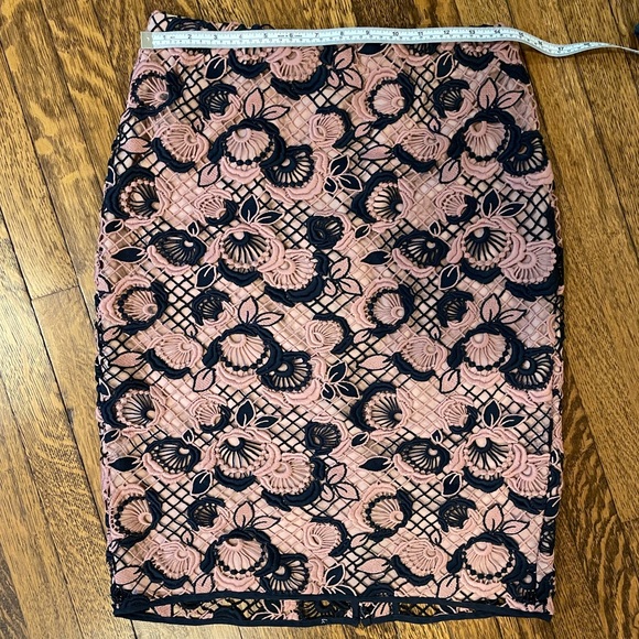 Ann Taylor Pencil Skirt - Picture 1 of 4